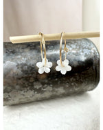 BOUCLES D'OREILLES CREOLES PAQUERETTES -XS - Mademoizelle Moon - Désaccords
