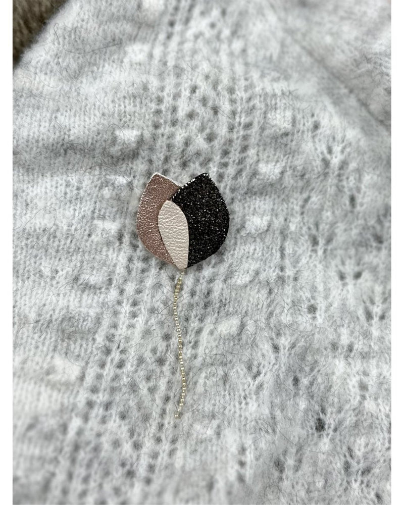 BROCHE CARLA - Noir - Mademoizelle Moon - Désaccords