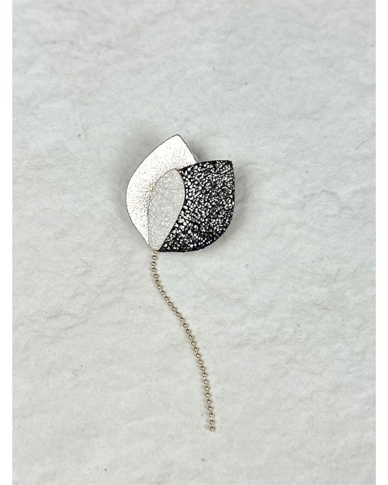 BROCHE CARLA - Noir - Mademoizelle Moon - Désaccords