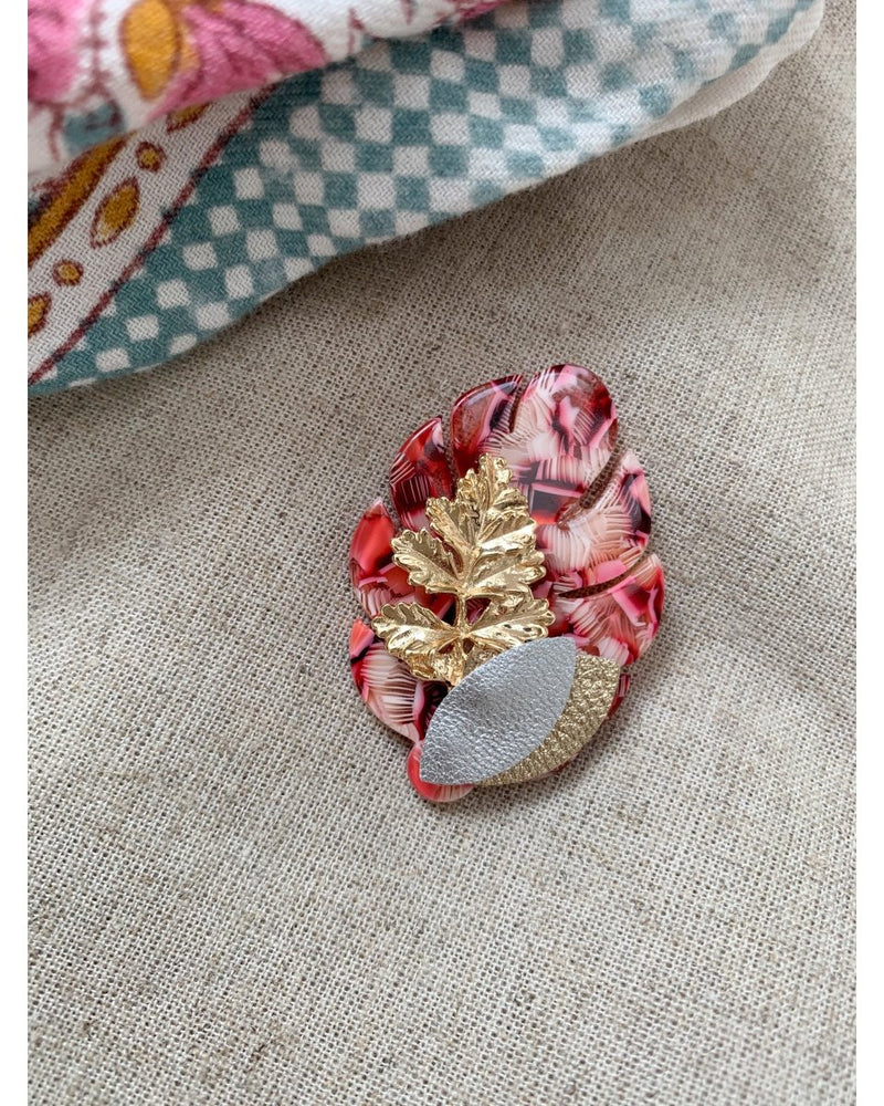 BROCHE FEUILLE - Fuchsia - Mademoizelle Moon - Désaccords
