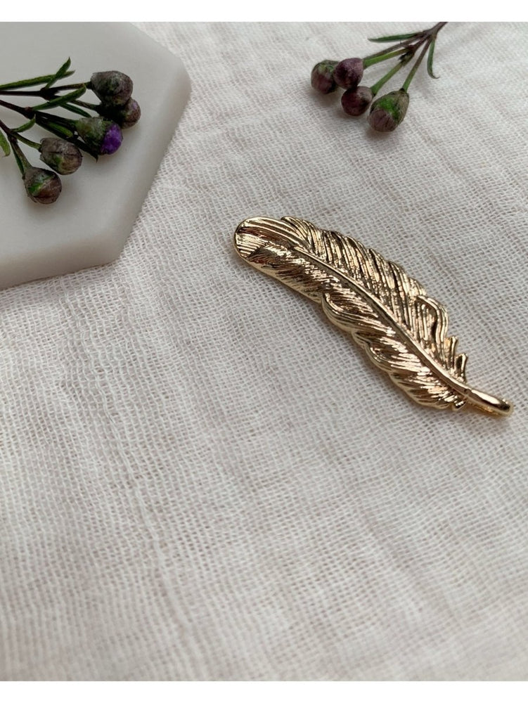 BROCHE PETITE PLUME - Mademoizelle Moon - Désaccords